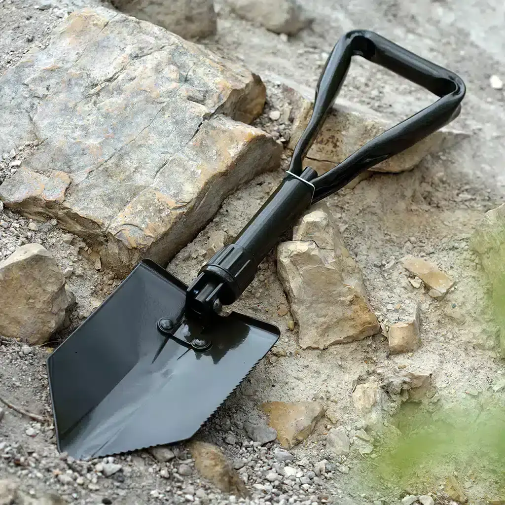 Coghlans fällbar handskyffel – kompakt campingspade i härdat stål